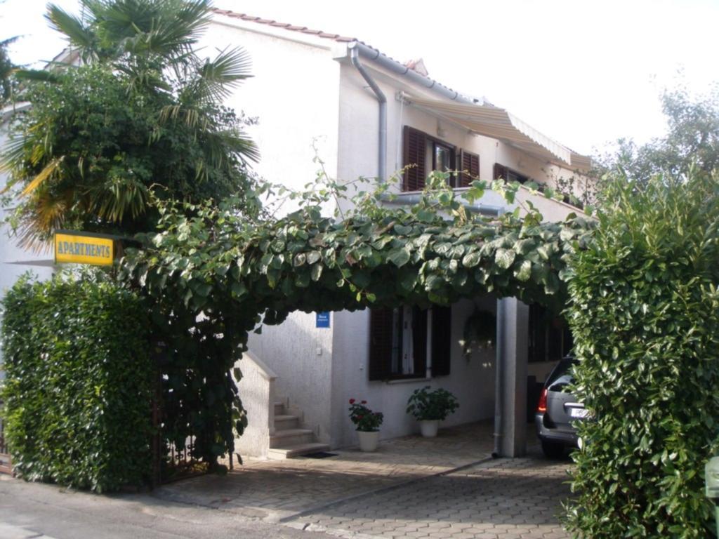 Apartments Barbara Poreč Exterior foto